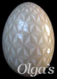 Ukrainian egg. Etched Chicken Pysanka. Geometric design. Tessellation in Egg Art.